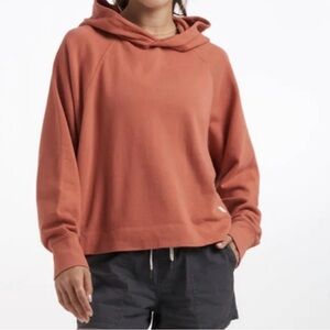 Vuori Sunnyside Hoodie in Cinnamon, Size Medium